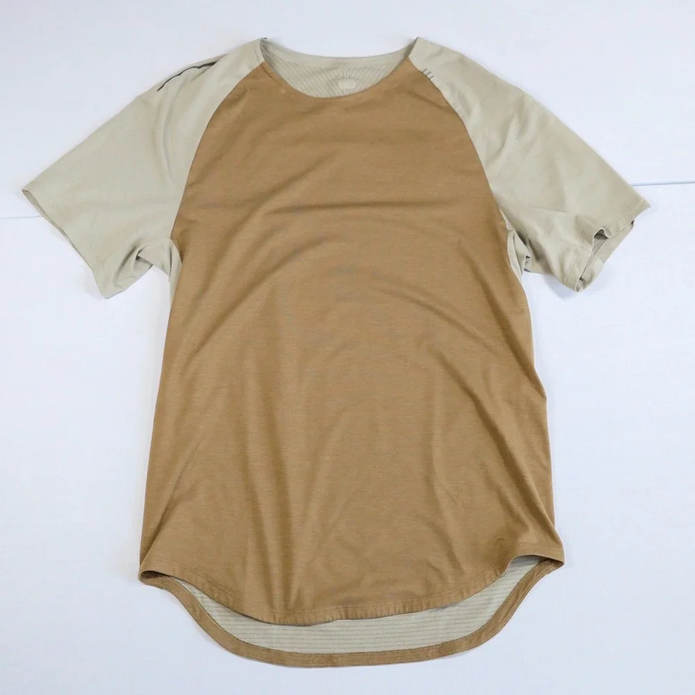 Lululemon Always Agile Short Sleeve Shirt Tan Beige Raglan Curved Hem Mens Small